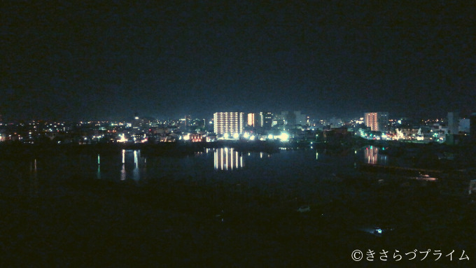 中の島大橋から見た夜の木更津市街地